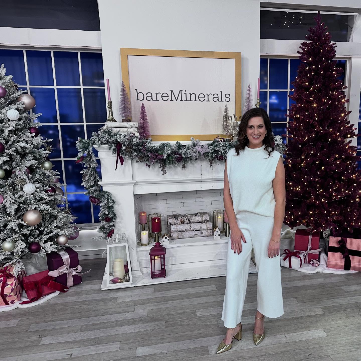 Instagram post by @jessicafoust for bareMinerals. Caption reads: Welcome to my festive @bareminerals living room 🎄....