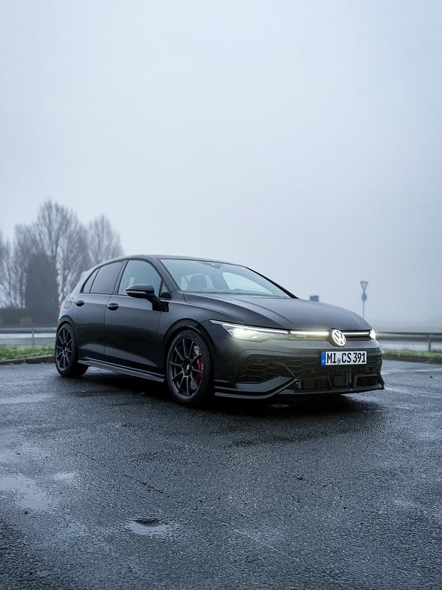 Instagram post by @andi_mk8.5_cs for Michelin. Caption reads: Do you like pictures taken on foggy days? -Werbung....