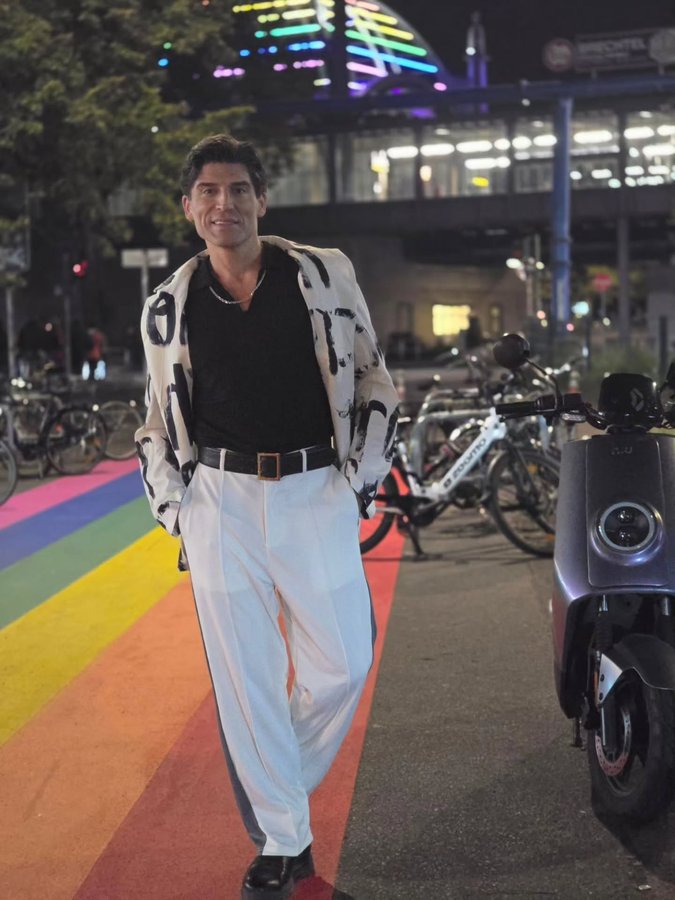 Instagram post by @strohmeyer.daniel for Incerunmen. Caption reads: AD/ If your outfit doesn’t start with....