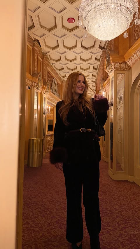 Instagram post by @tammelo_ for Cirque du Soleil. Caption reads: #sponsored The holidays just got a major upgrade....