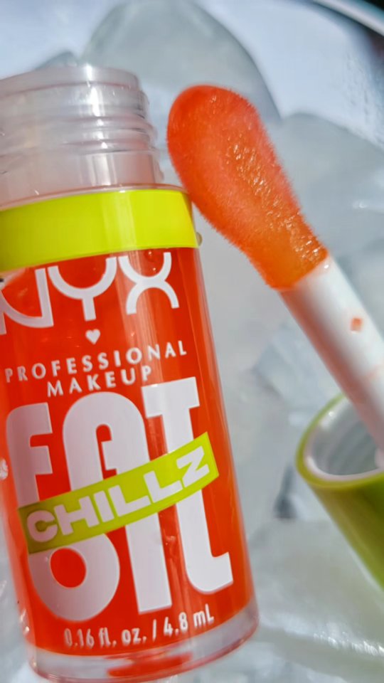 Instagram post by @ruth.bowes1 for Nyx Cosmetics. Caption reads: NYX Fat Oil chillz in Citrus chiller
Feels lovely....