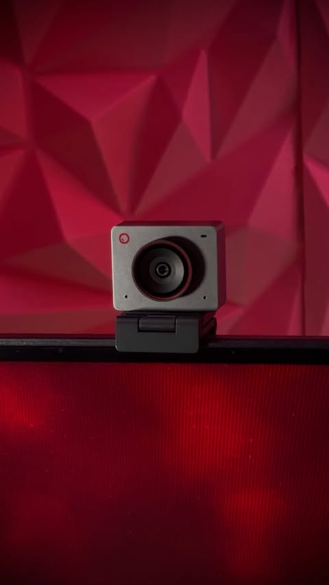 Instagram post by @_alaaaaae for OBSBOT. Caption reads: Unboxing the OBSBOT Meet 2 4K Webcam from @obsbot....