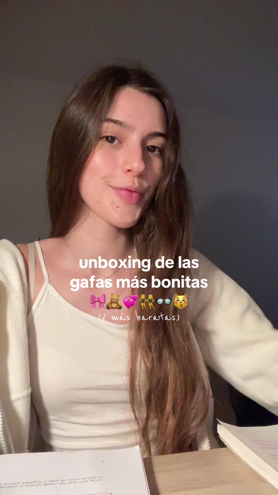 TikTok post by @meryyyfelis for Firmoo. Caption reads: gafitas nuevas bien lindas 😽🎀🫶🏻 mil gracias....