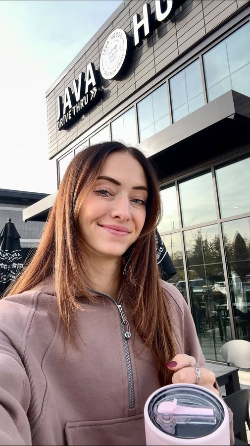 Instagram post by @keepingupincarmel for Java House. Caption reads: Do you work better at home or when you get out of....