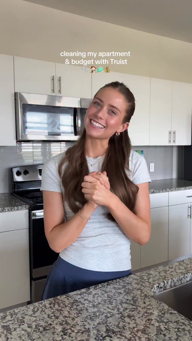 Instagram post by @carolineedobbs for Truist. Caption reads: Straightening up my house & my budgeting with....