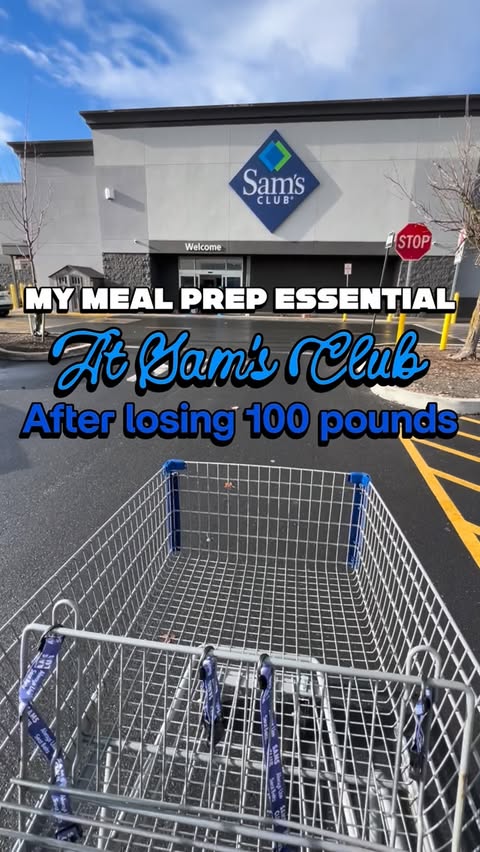 Instagram post by @wwchefsteph for Bentgo. Caption reads: [...] Club after losing 100 pounds💪
The @bentgo....