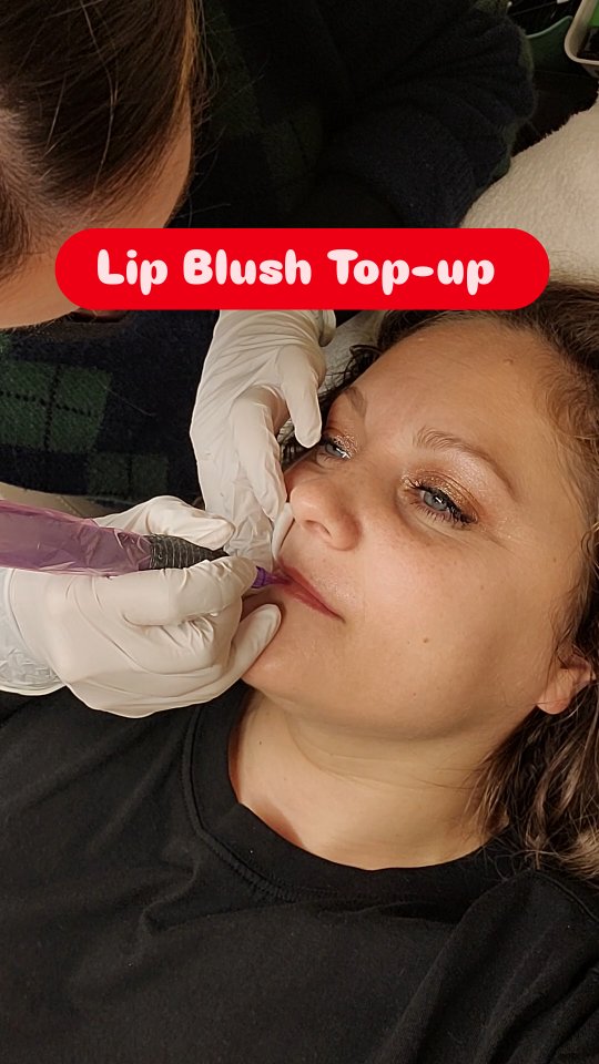 Instagram post by @we_are_the_baldwins for Bounty. Caption reads: If you haven't tried a Lip Blush, then you should....