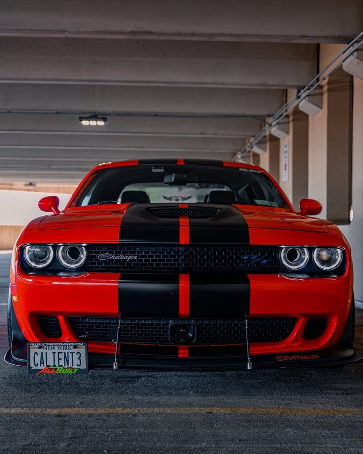 Instagram post by @jus4cruzn for Mopar. Caption reads: 🔸Happy Friday fam!
🔸
🔸
🔸21’ Challenger....