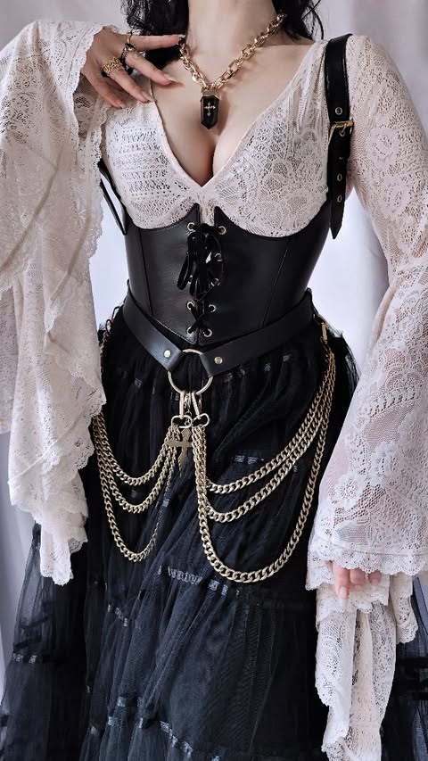 Instagram post by @hekate_nocturnal for Petals and Poison. Caption reads: [...] (30%off code "HEKATE15" + @petalsandpoison....