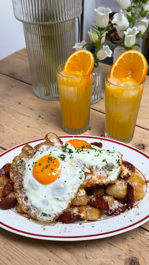Instagram post by @judokitchen for McCain Foods. Caption reads: ad Loaded hash brown bites are the new loaded....