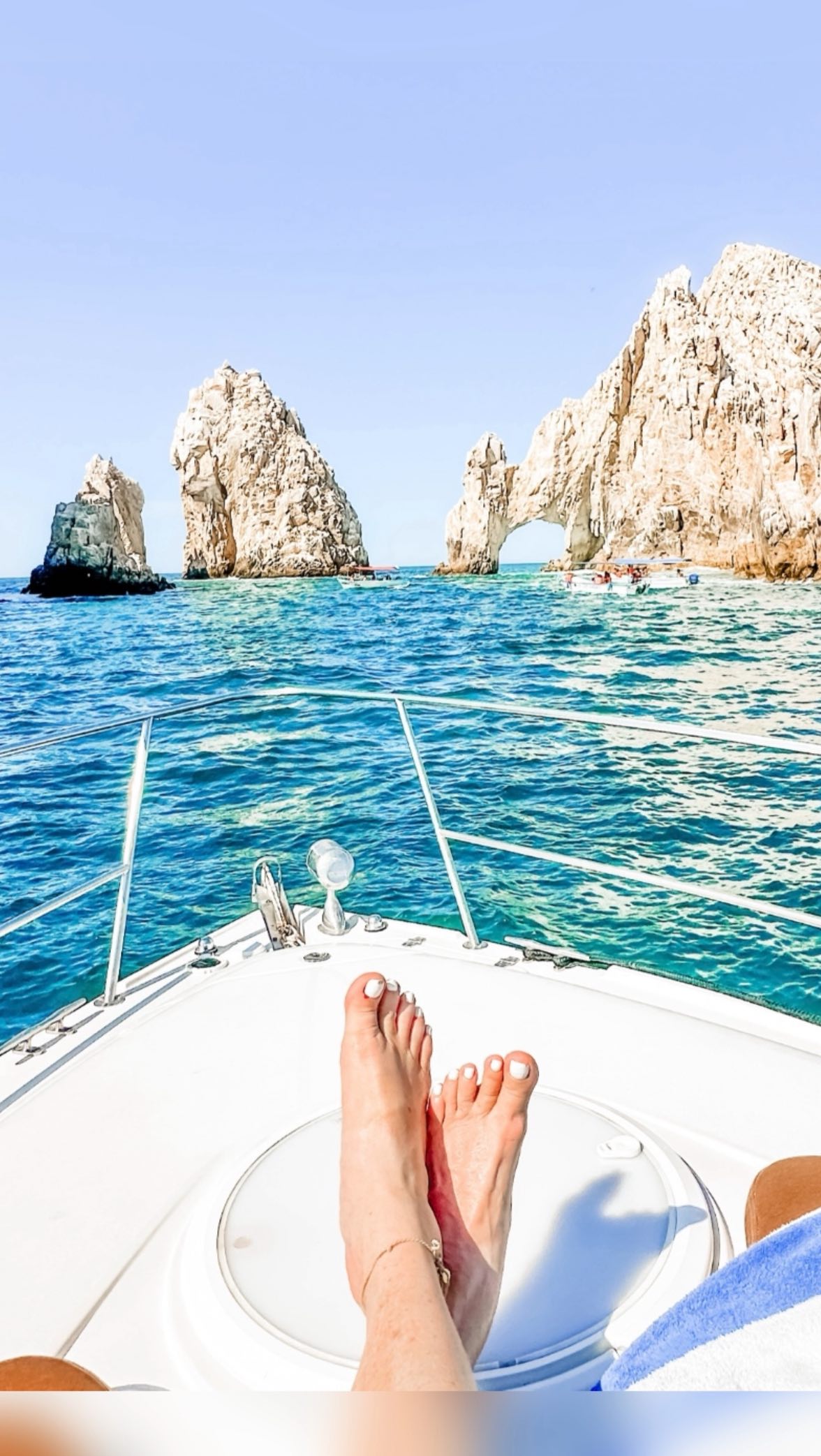 Instagram post by @malibulovinmama for Holafly. Caption reads: The life of a travel influencer ✈️🌴 It’s a dream....