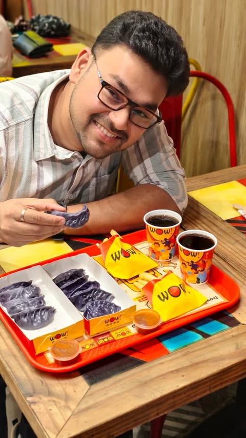 Instagram post by @kolkatafoodographer for Wow! Momo. Caption reads: [...] win IPL Match Tickets! 🎟️ #IMLCombo....