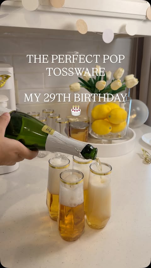 Instagram post by @meomeodbunny for TOSSWARE. Caption reads: #sponsored with @tossware ✨ The first cake said....