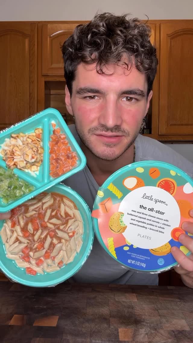 Instagram post by @silly_jake for Little Spoon. Caption reads: Yes, @littlespoon sent me these kids’ meals and....