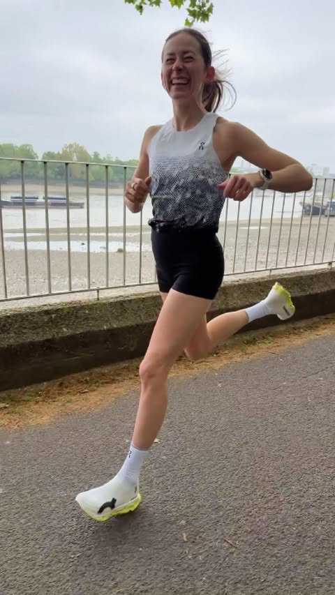 Instagram post by @siansecc for On. Caption reads: [...] This was my first bit of speed post marathon....