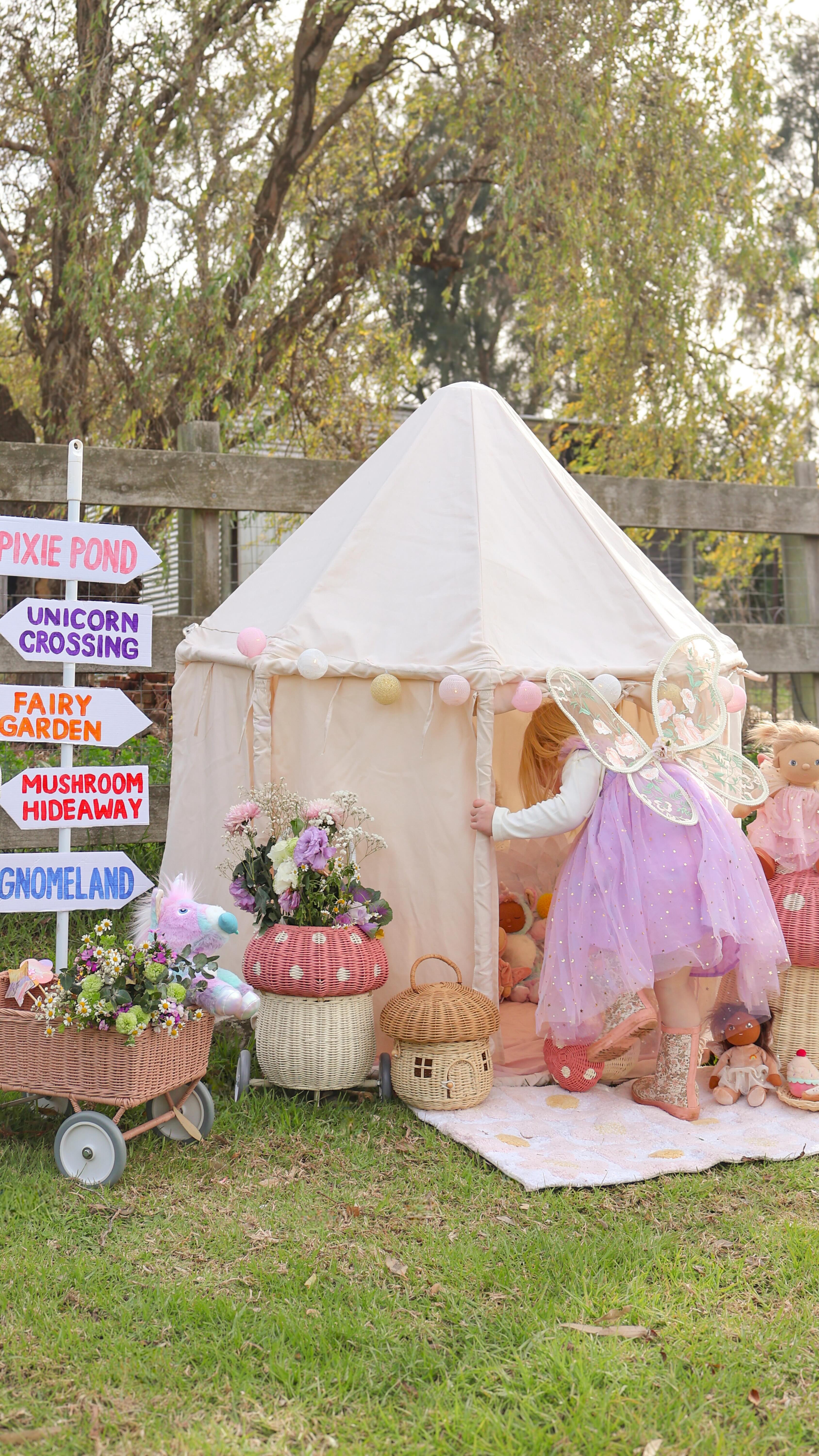 Instagram post by @conniesavage_ for Olli Ella. Caption reads: By day, they’re a little dreamer exploring the....