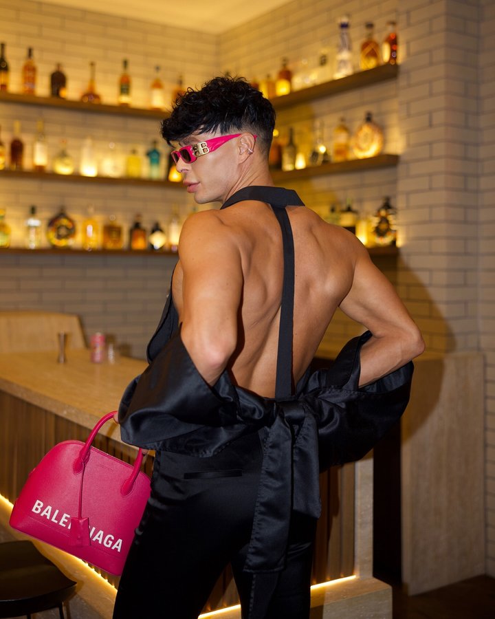 Instagram post by @anthonyfabisme for Incerunmen. Caption reads: [...] Day, make a statement with @incerunmenshop —....