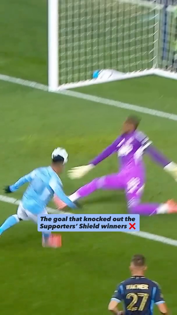 Instagram post by @mmoralezoficial for Bleacher Report. Caption reads: Maxi Moralez finished this team move to knock out....