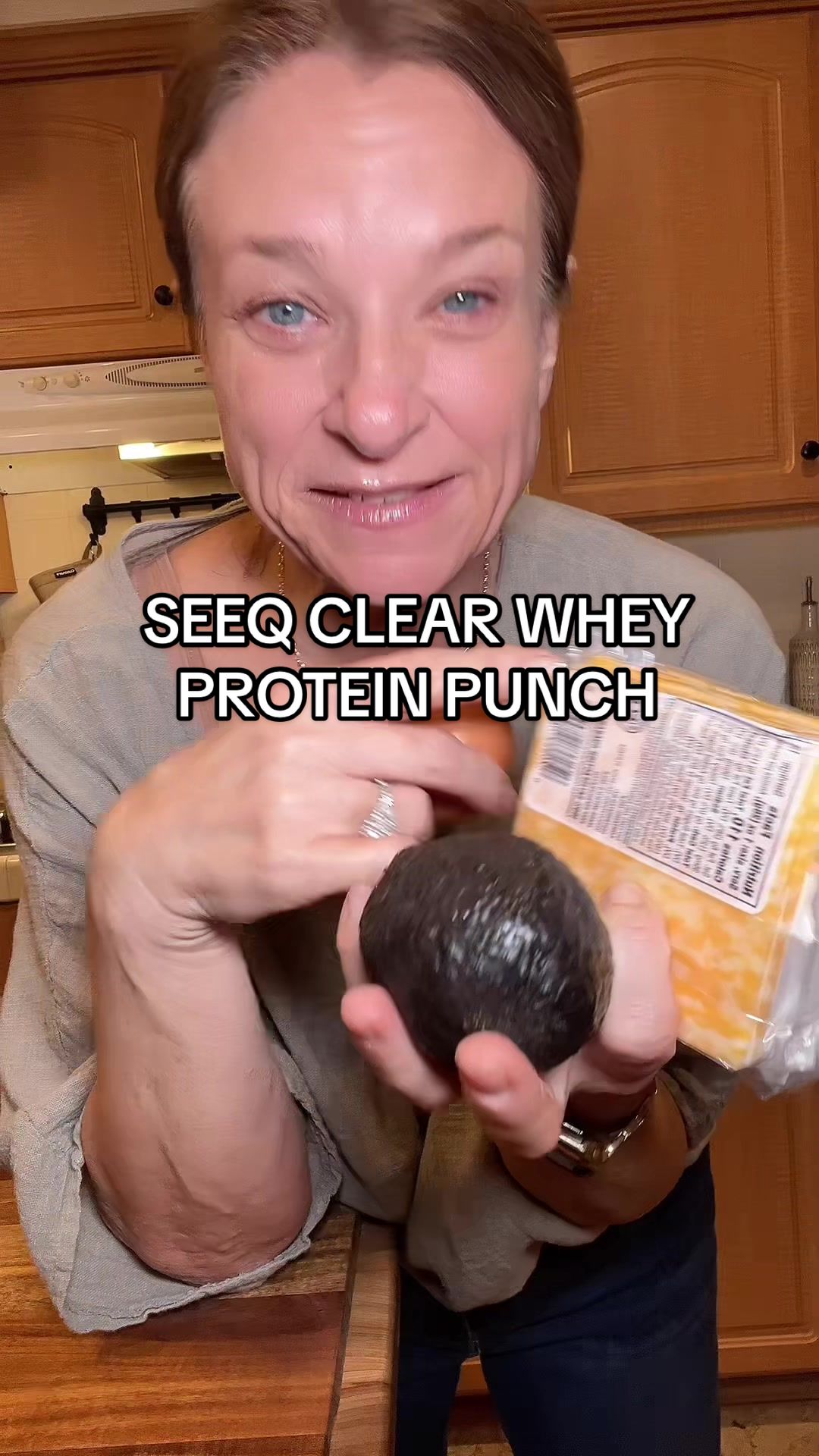 TikTok post by @live2lovekim for SEEQ SUPPLY. Caption reads: [...] goals. Seeq has 22 grams of protein @SEEQ....