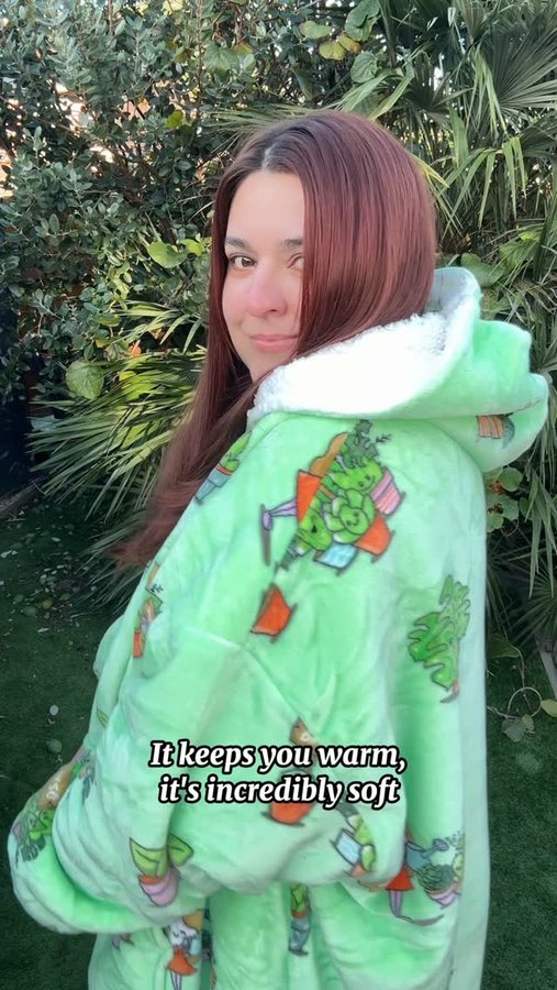 Instagram post by @glow_with_ania for The Oodie. Caption reads: Don’t overthink your Christmas presents, this....