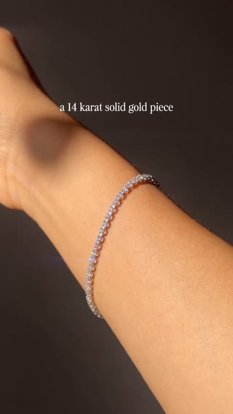 Instagram post by @itslammmmmm for Linjer Jewelry. Caption reads: *This video is not financial advice* Investing in....