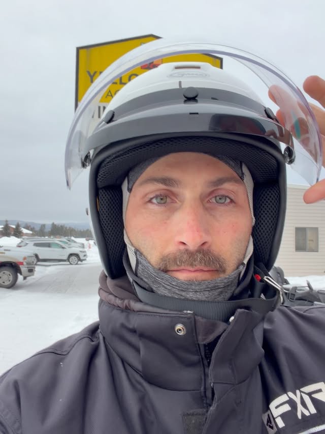 Instagram post by @jjthomas_ for Alaska Airlines. Caption reads: [...] away should feel. #AlaskaAirPartner....