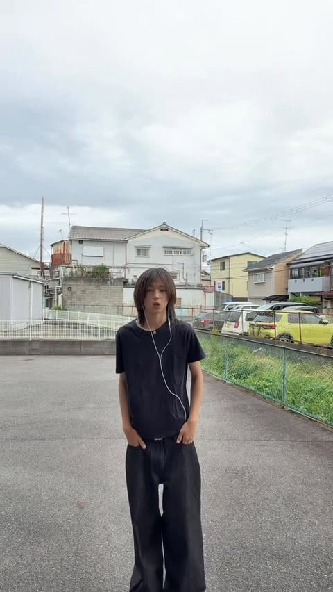 Instagram post by @_ssn3_s for That's life. Caption reads: [...] #fashion #streetwear #ootd #pr @thatslife.jp.