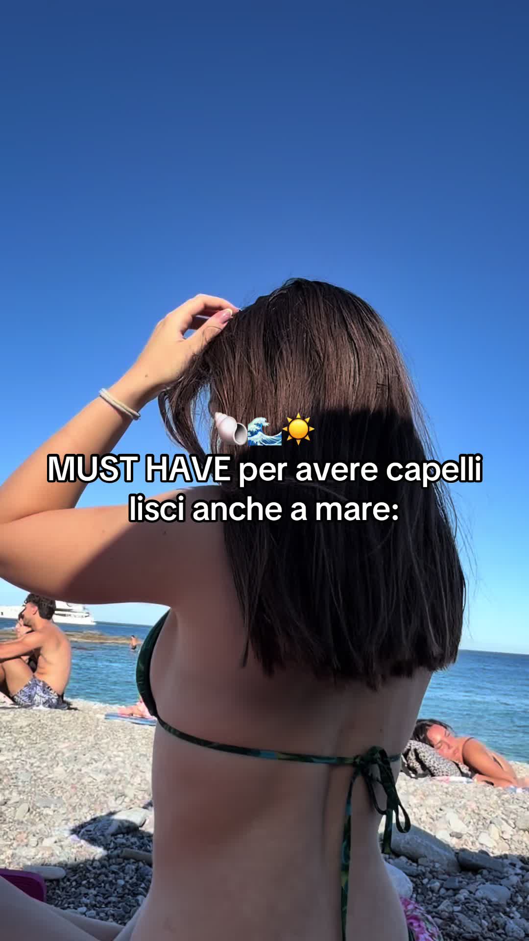 TikTok post by @ele_fallica10 for garnieritalia. Caption reads: @garnieritalia 💚☀️🌊 #productsentby [...].
