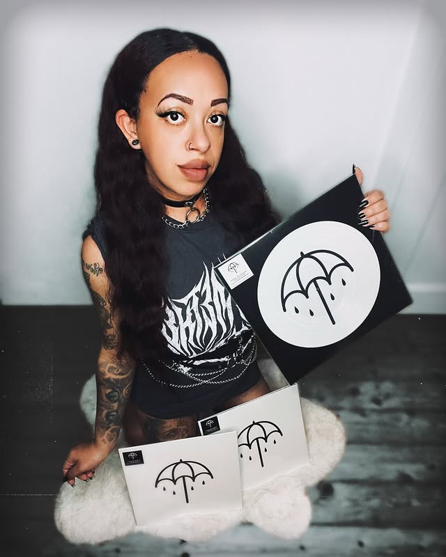 Instagram post by @tanisha.sharice for Sony Music. Caption reads: [...] band and this record! 🫶🏼 Thank you....