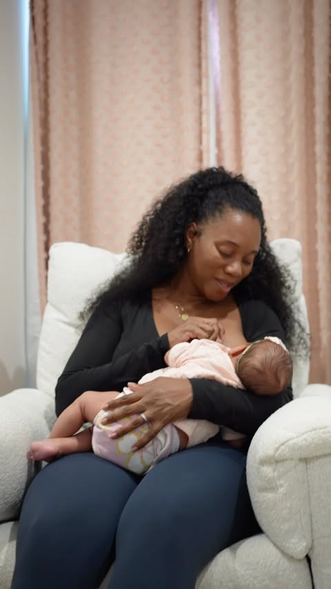 Instagram post by @thecurlycoopers for Mommy's Bliss. Caption reads: [...] #parentingtips #babyhacks #mommysbliss.