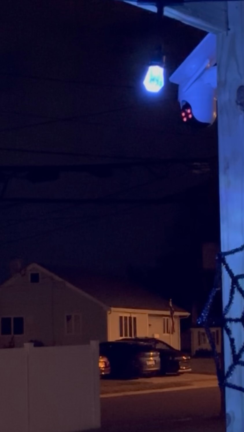 Instagram post by @alpsmom1 for Aosu Life. Caption reads: 🔆 A new era of solar-powered home security has....