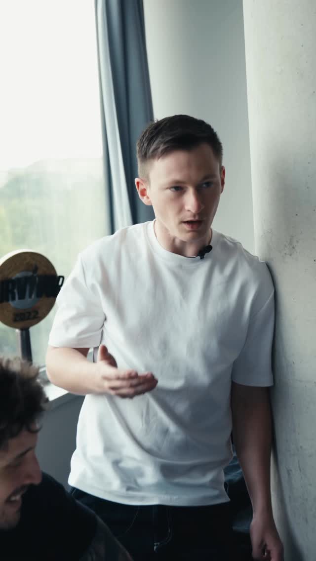 Instagram post by @martin_mikyska for Mixit. Caption reads: Dojdi si pro svojí poslední dávku štěstí…🥺.