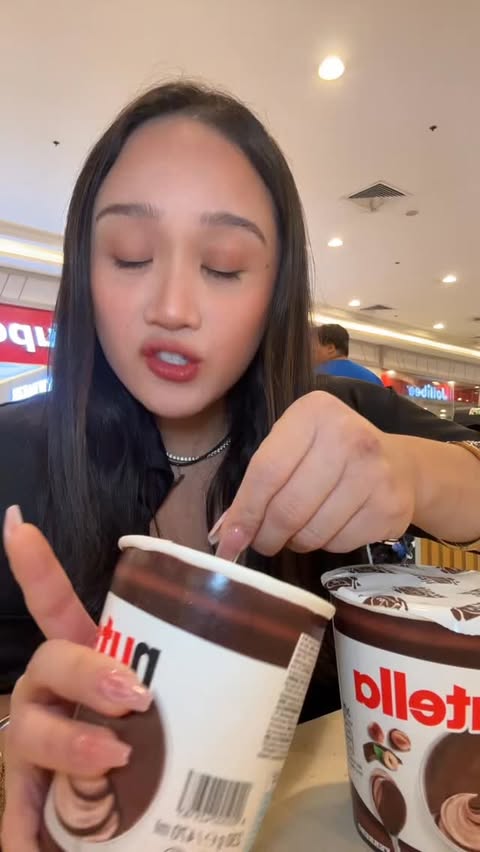Instagram post by @foodiesushiqueen for Nutella. Caption reads: @nutella #nutellapartner #nutella [...].