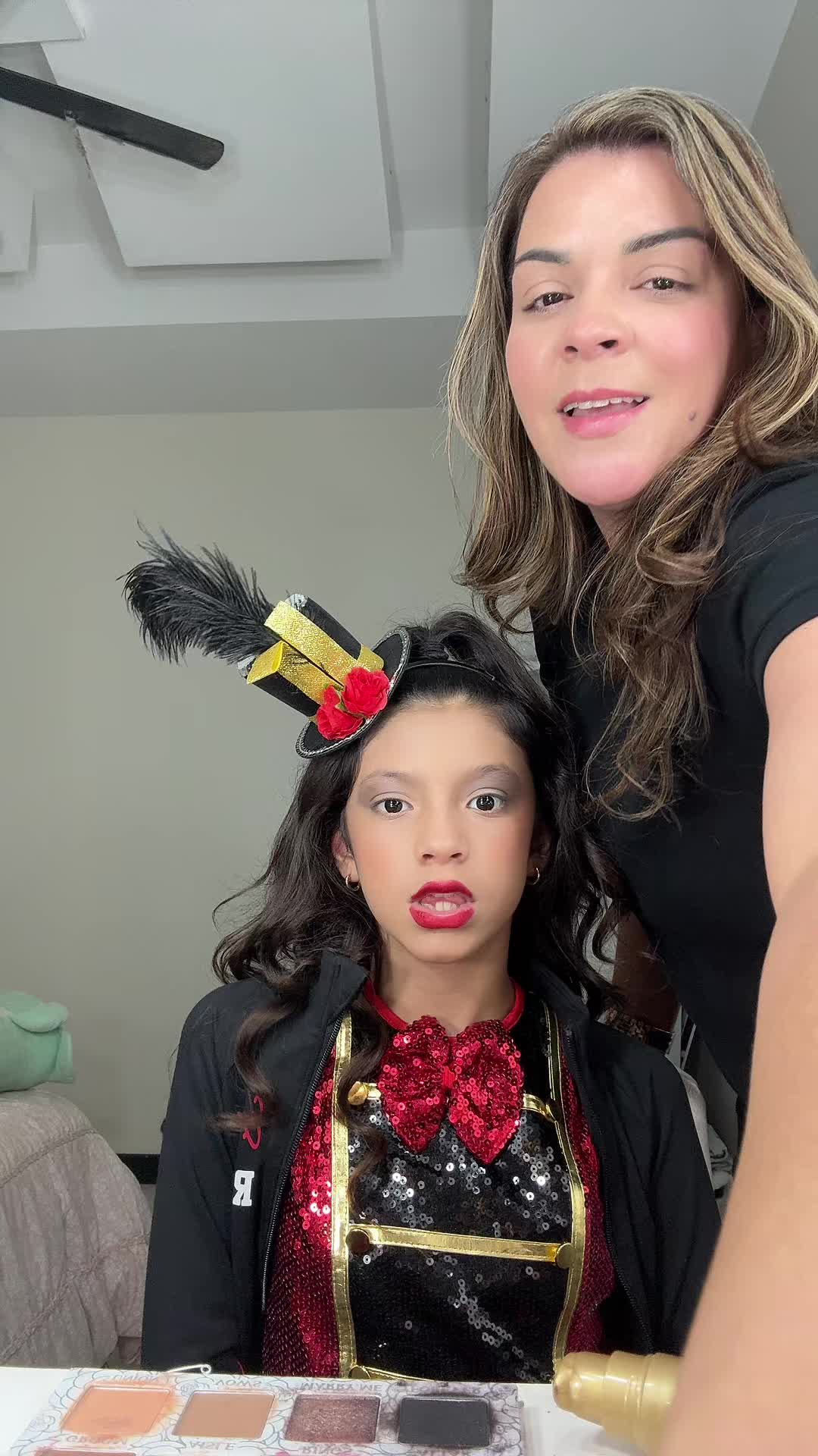 TikTok post by @palmview956oficial for iMethodBeauty. Caption reads: Makeup gets easier with the eyeliner stamp from....