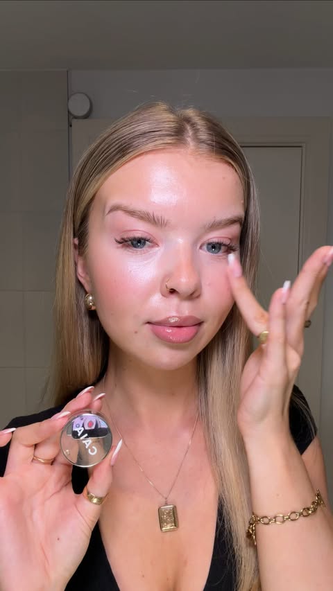 Instagram post by @lucymaedrewek for CAIA COSMETICS. Caption reads: [...] you don’t put makeup on😭 Using the....