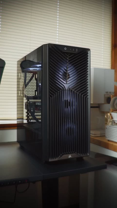 Instagram post by @avrgtech for CORSAIR. Caption reads: [...] exciting, not like a fight. The new Corsair....