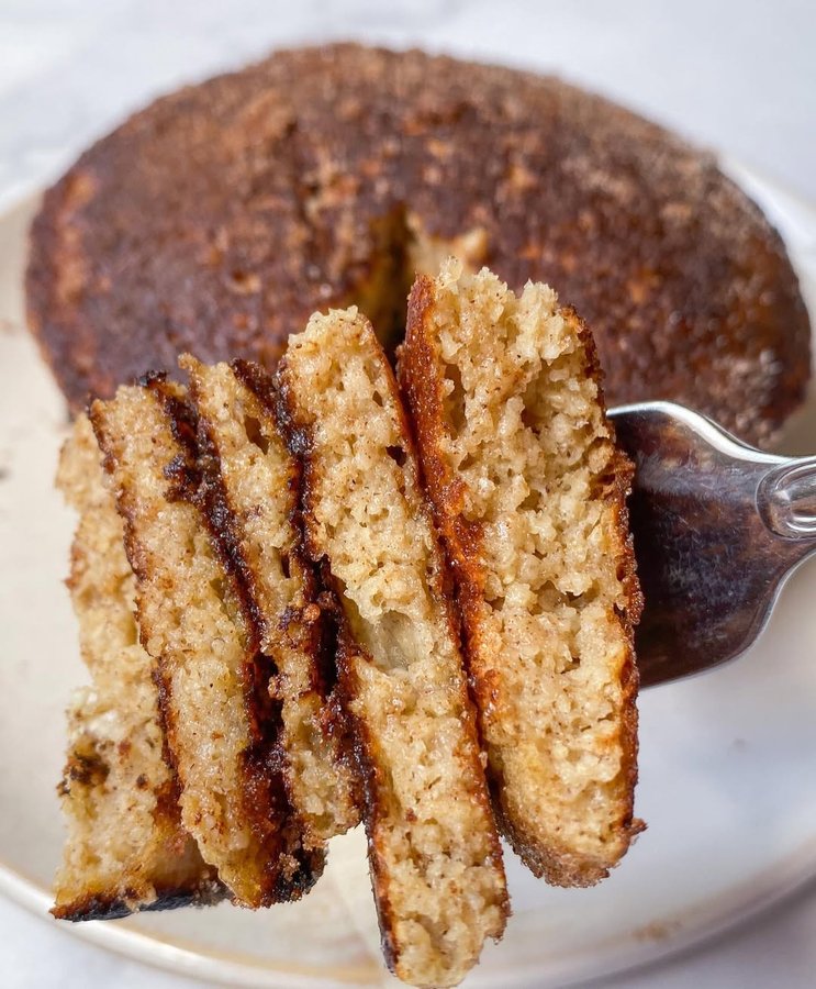 Instagram post by @mersgoodeats for The Chalkboard Mag. Caption reads: CINNAMON SUGAR BANANA PANCAKES⁣
⁣
Friday morning....