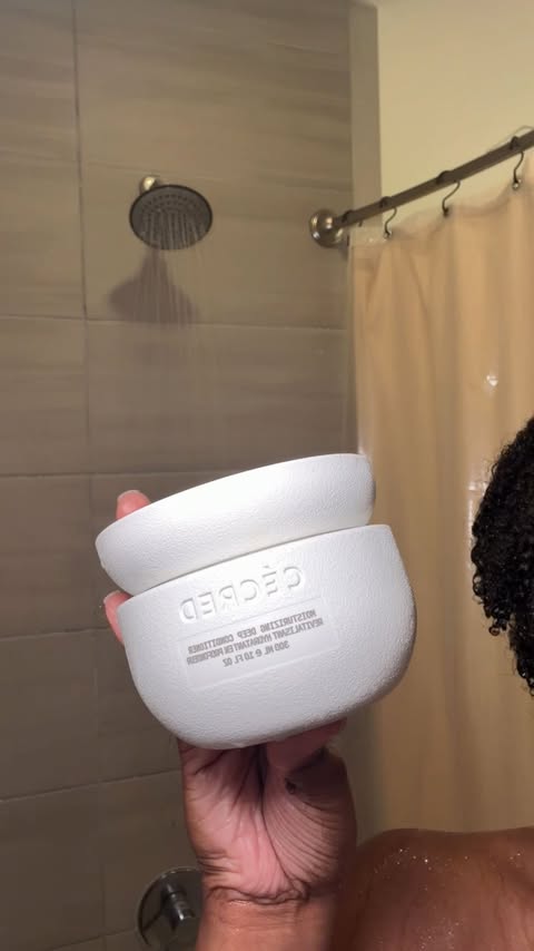 Instagram post by @alyriaxo for Cécred. Caption reads: Wash day using @cecred shampoos + deep conditioner....