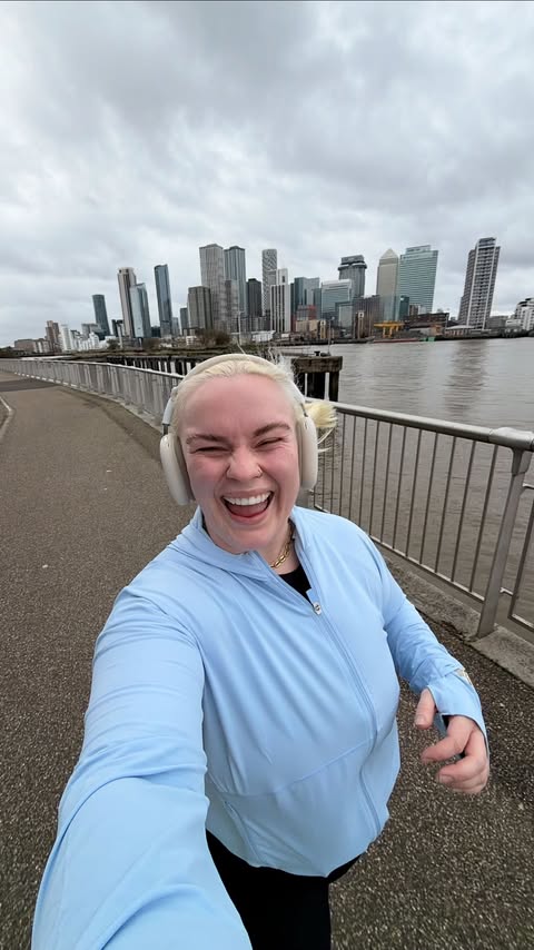 Instagram post by @elmint for Strava. Caption reads: Let’s run a 5K together whilst I give you some....