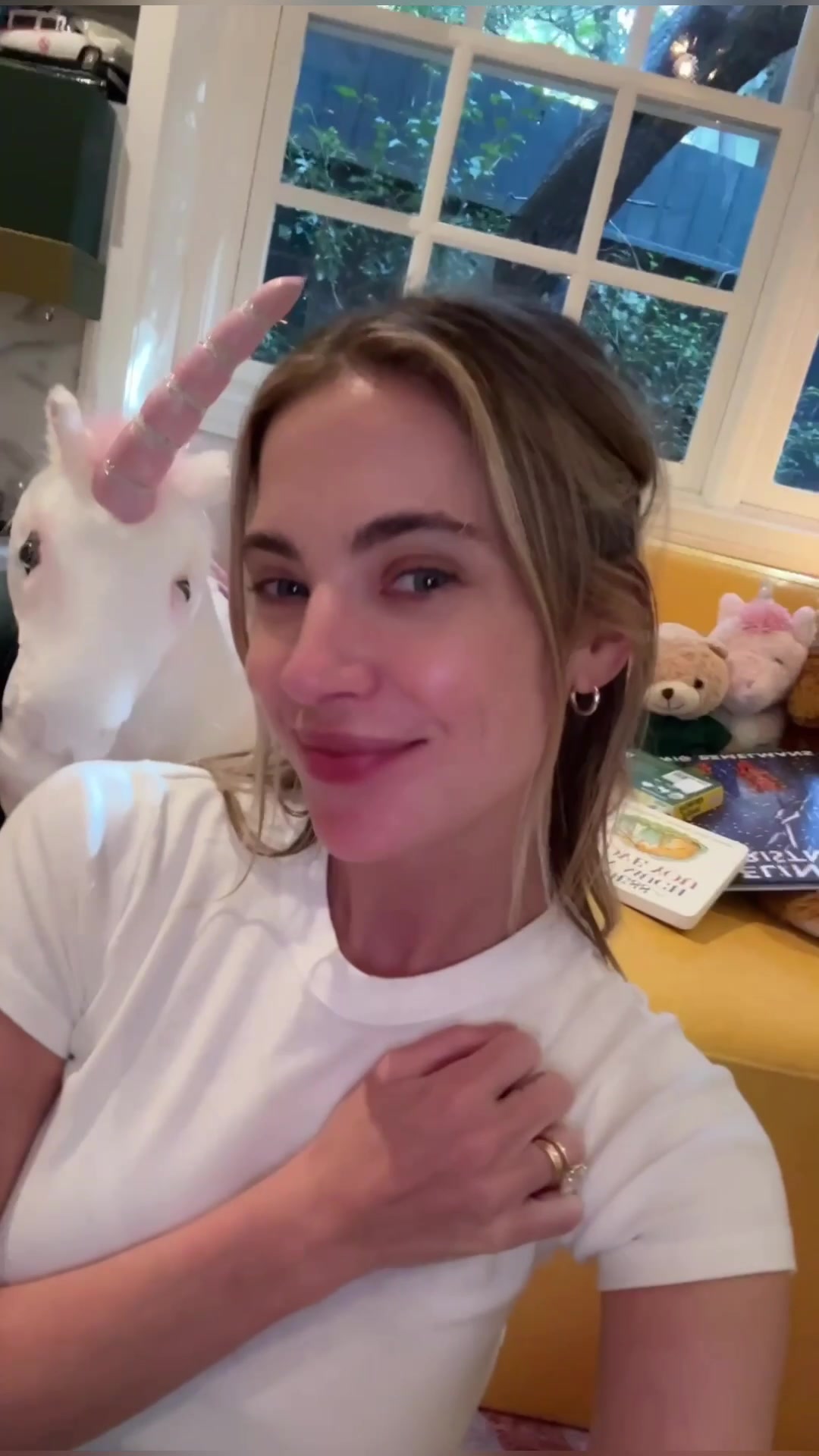 TikTok post by @ashleybenson for Cozey. Caption reads: [...] room just got cozier with the help of @Cozey....