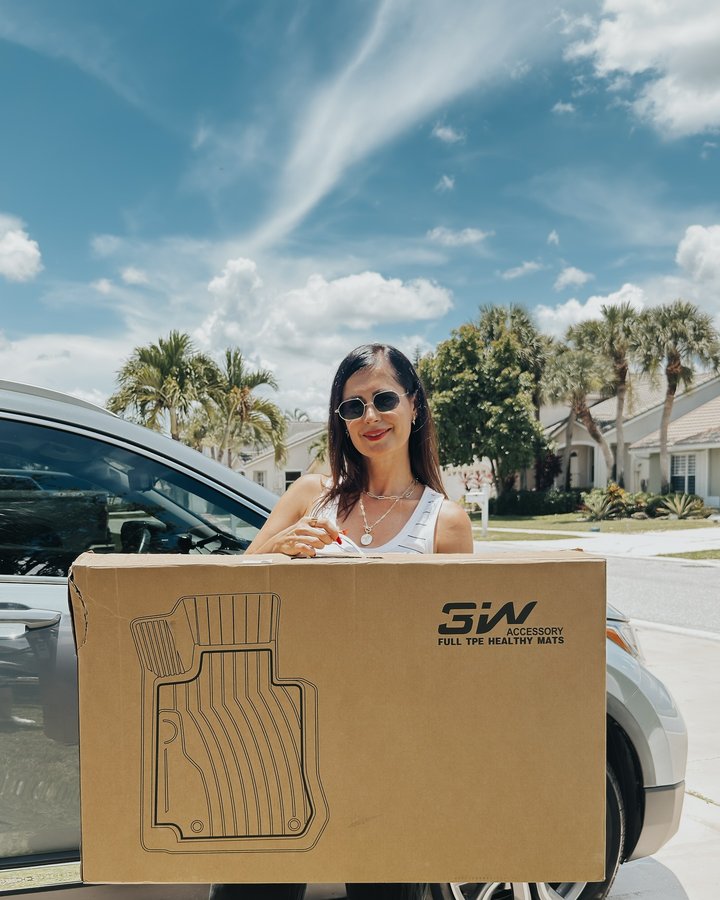 Instagram post by @velyanayurekli for 3Wliners. Caption reads: Protect your ride in style with 3Wliners – these....