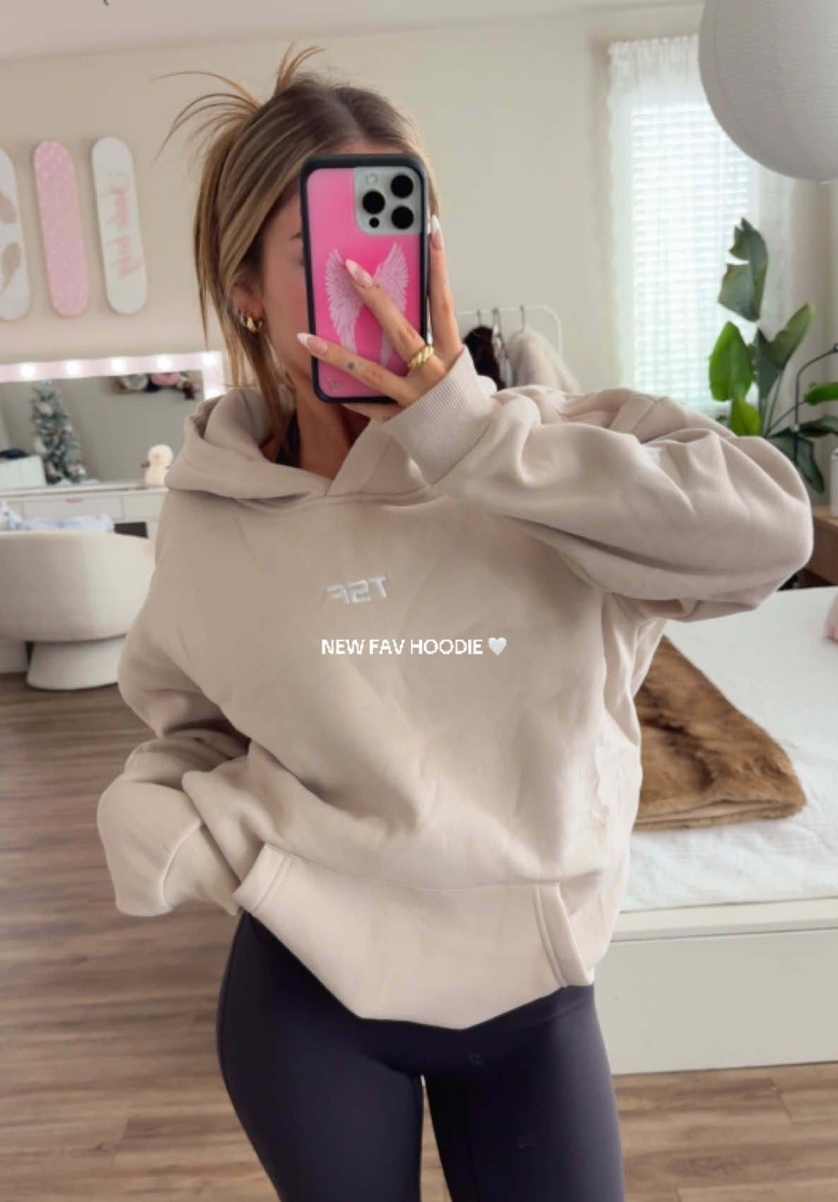TikTok post by @sadiebaby08 for THATSSOFETCH.COM.AU. Caption reads: @Thats So Fetch 💗 #hoodie #comfyoutfit....