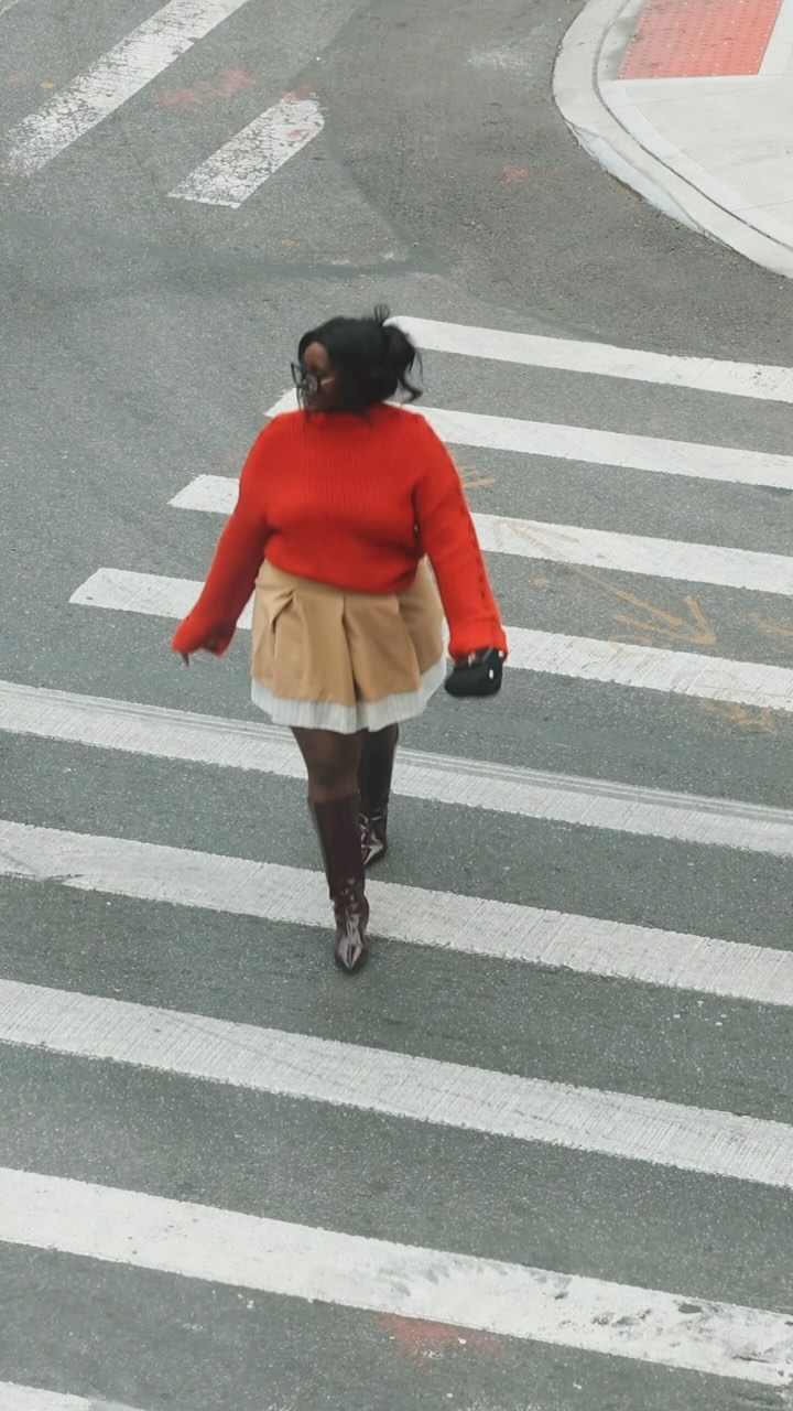 Instagram post by @simimoonlight for renttherunway. Caption reads: Rent the Runway is here for all the fashion....
