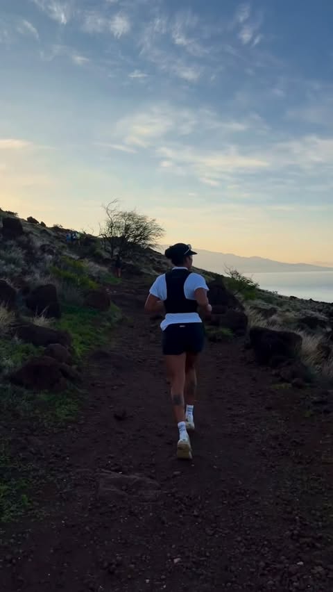 Instagram post by an influencer for Brooks Running. Caption reads: [...] hesitates, only performs. @brooksrunning....