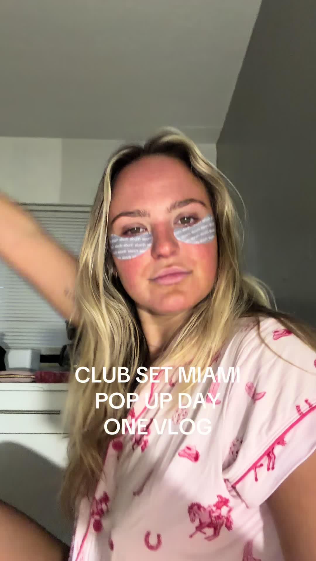 TikTok post by @feliciazangri for SET ACTIVE. Caption reads: [...] SEE YOU ALL SOON!! 🌴🔜☀️🤍🛍️🤭 @setactive....