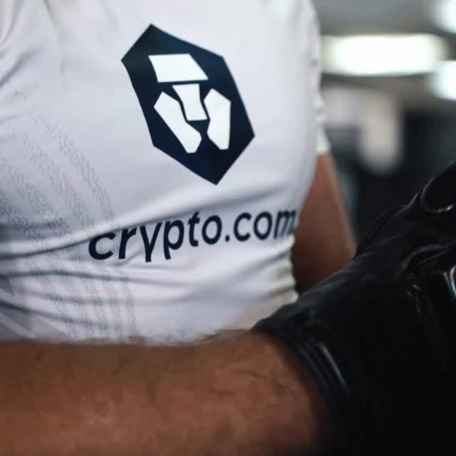 Instagram post by @dricusduplessis for Crypto.com. Caption reads: One winner. One shot.

@cryptocomofficial and I....