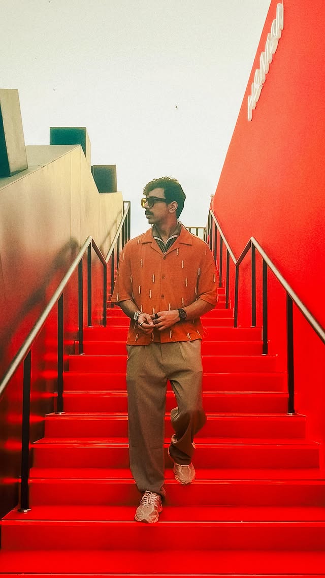 Instagram post by @thefashionbuzzzz for Smirnoff. Caption reads: [...] energy in the crowd, great company, and....