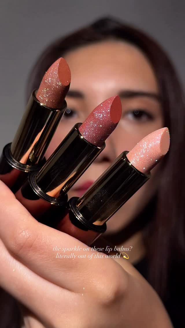 Instagram post by @sav.aesthetics_ for FOCALLURE US. Caption reads: can’t get over the sparkle on these lip balms....