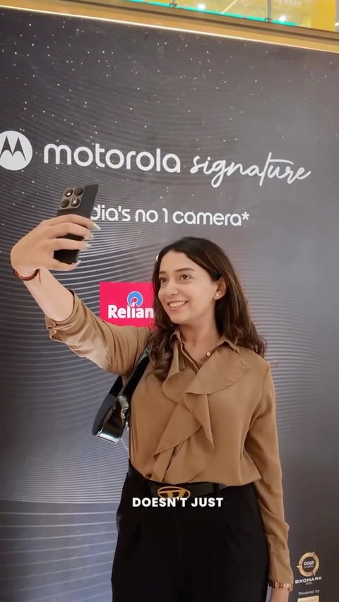 Instagram post by @ishruthigrao_ for Reliance Digital. Caption reads: [...] Signature now at your nearest Reliance....