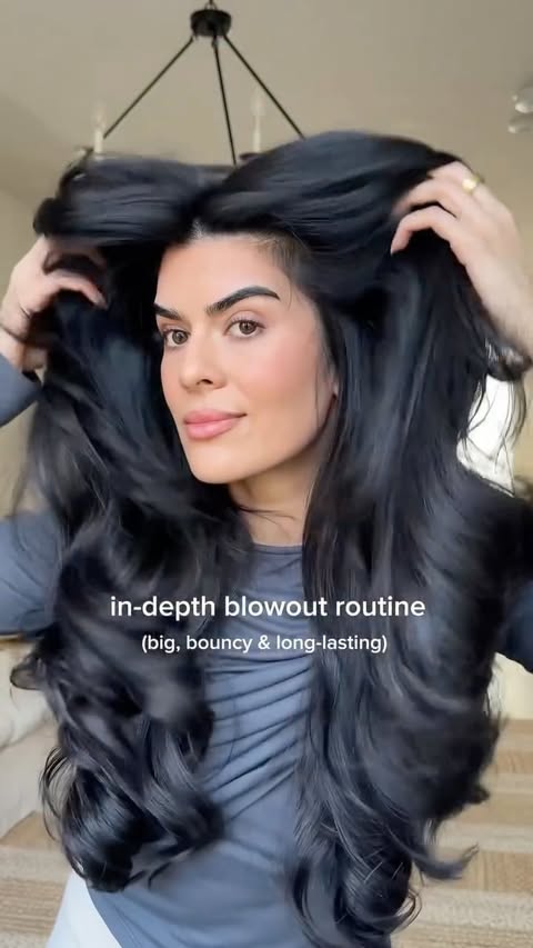 Instagram post by @seetorra for Dreame. Caption reads: [...] blowout at home that lasts for days!....